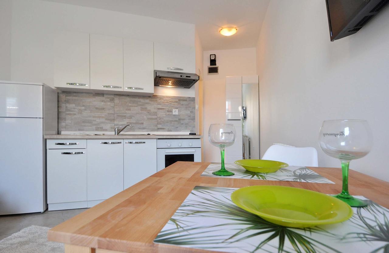 Apartment Suitable Summer *
